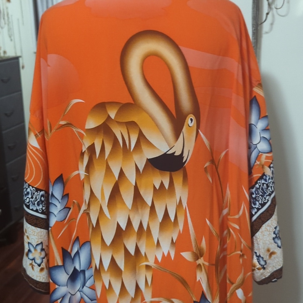 Vibrant Tangerine and Blue Floral Kimono One Size NWOT - Picture 4 of 4